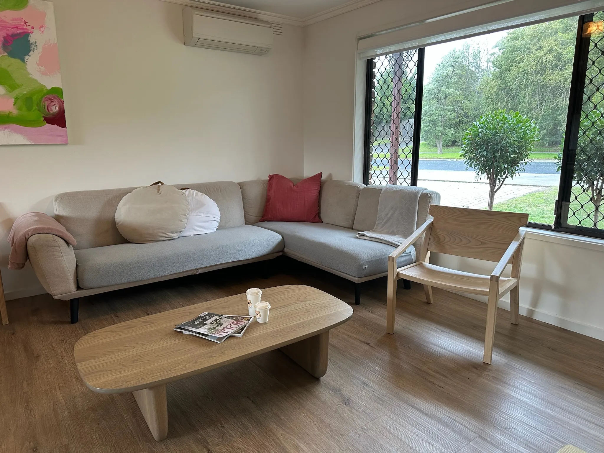 Living area – view 4