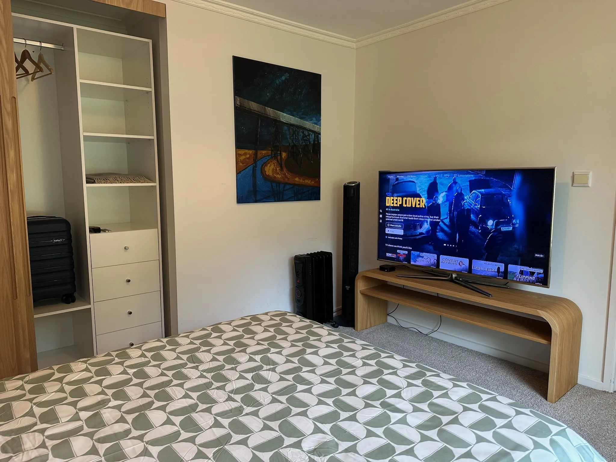 Master bedroom – view 5