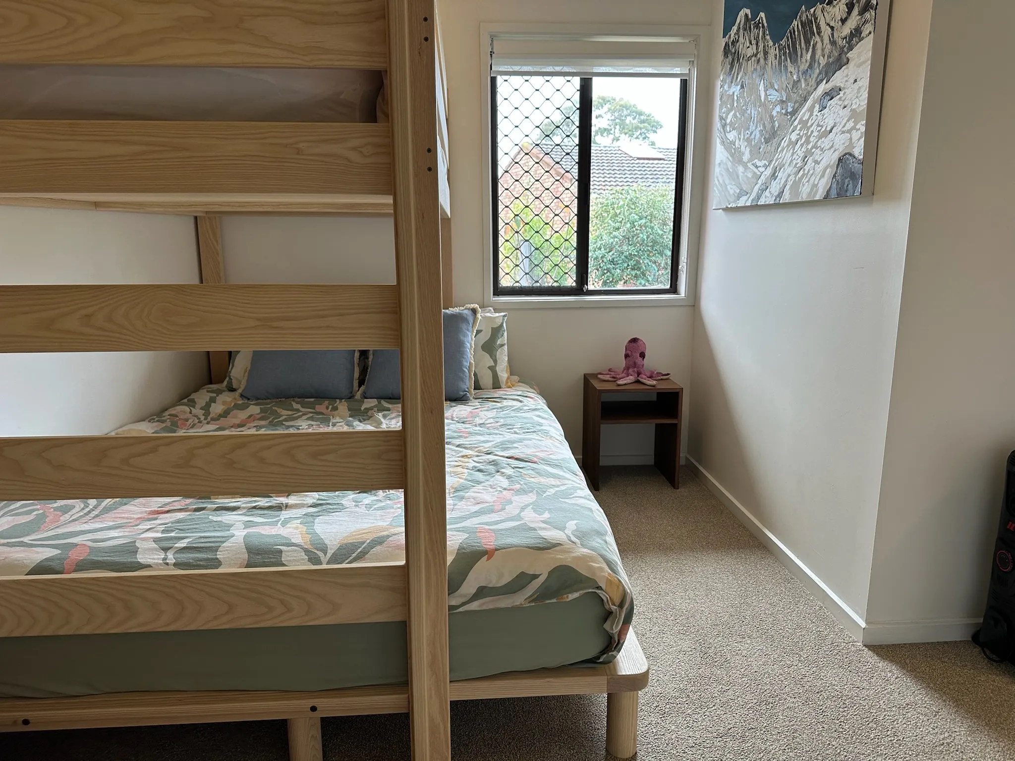 Second bedroom – view 3